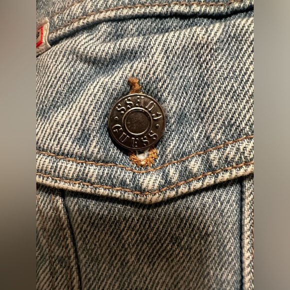 Guess Cropped Jean Jacket. Vintage. - Picture 10 of 10